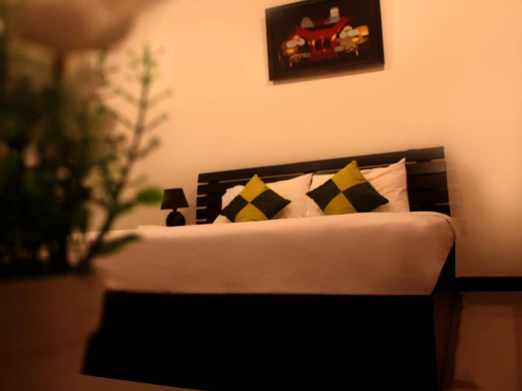 Phuket Point Guesthouse - photo 2