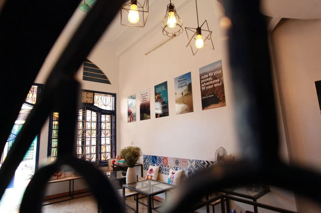 Rosemary Hostel Ha Long - photo 12