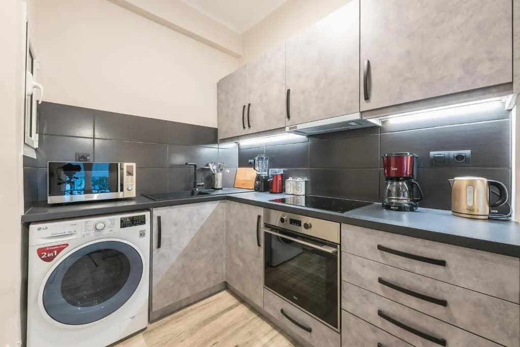 Modern apartment Downtown Athens - photo 17