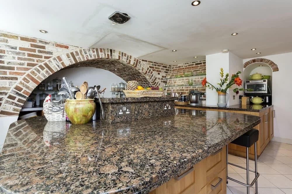 Veeve - Heritage House - photo 24