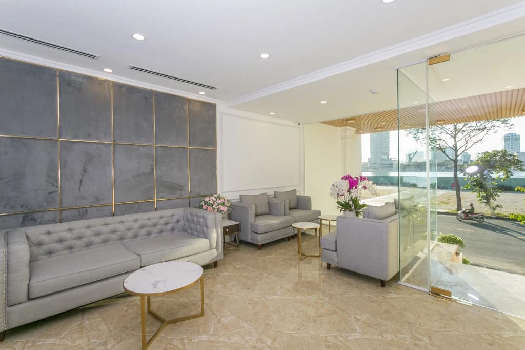 Phu Khang Hotel - photo 2