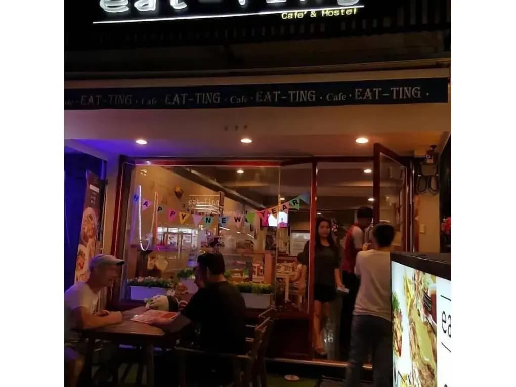 Eat - Ting Cafe and Hostel - photo 21