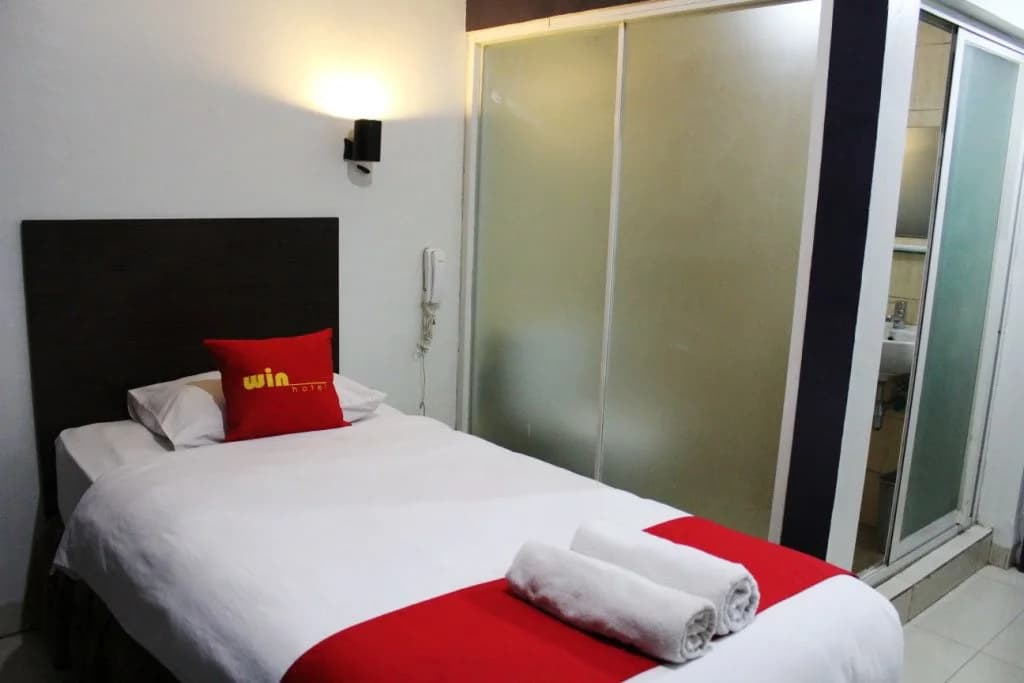 Win Hotel Blok M - photo 6