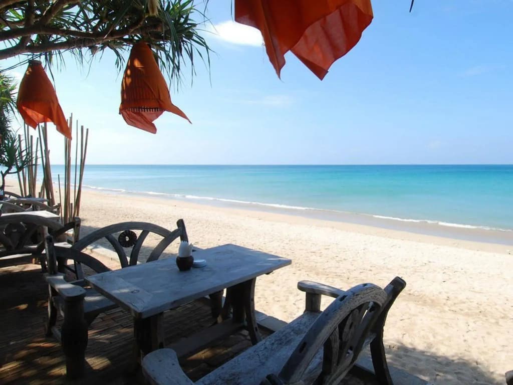 Clean Beach Resort - photo 15