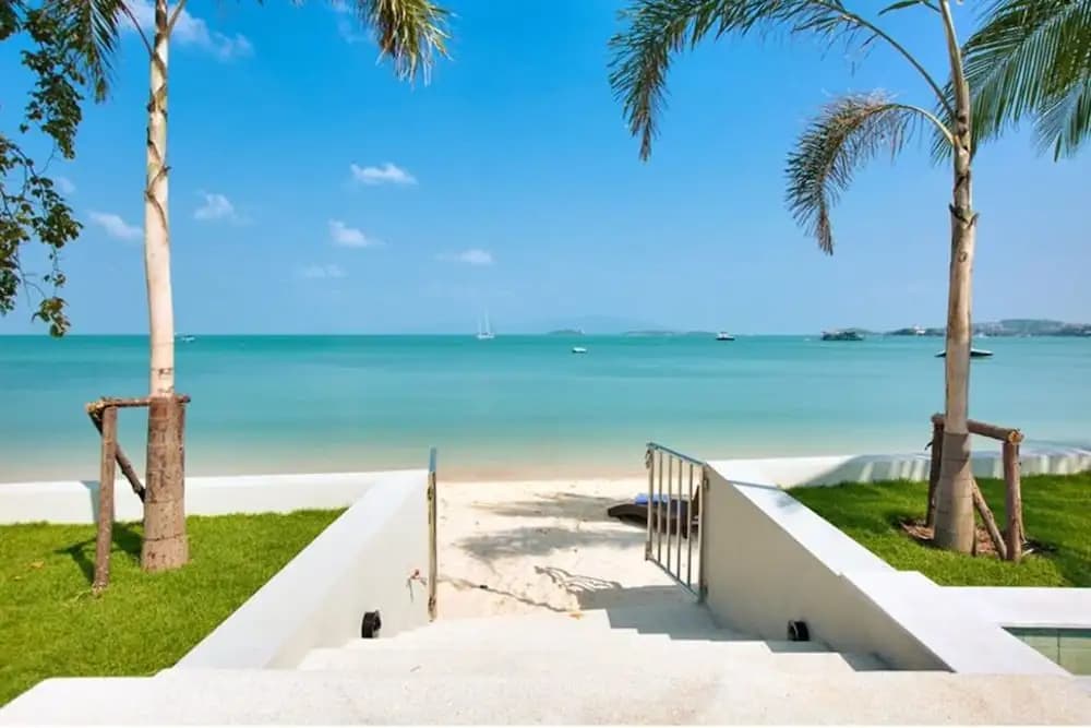 7 Bed Beautiful Beach Front Villa - photo 14