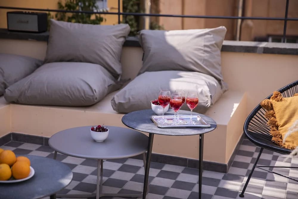 ROMAC - Condotti with terrace - photo 10