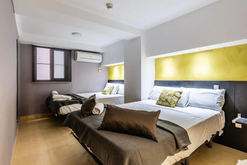 Sun & Moon Hostel - photo 5