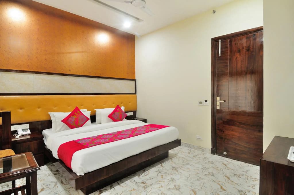 Hotel Grand Uddhav - photo 3