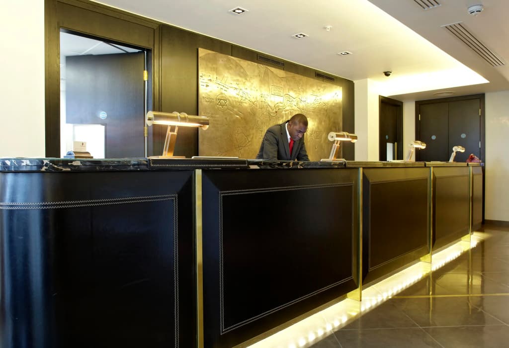 Crowne Plaza London - Battersea - photo 30