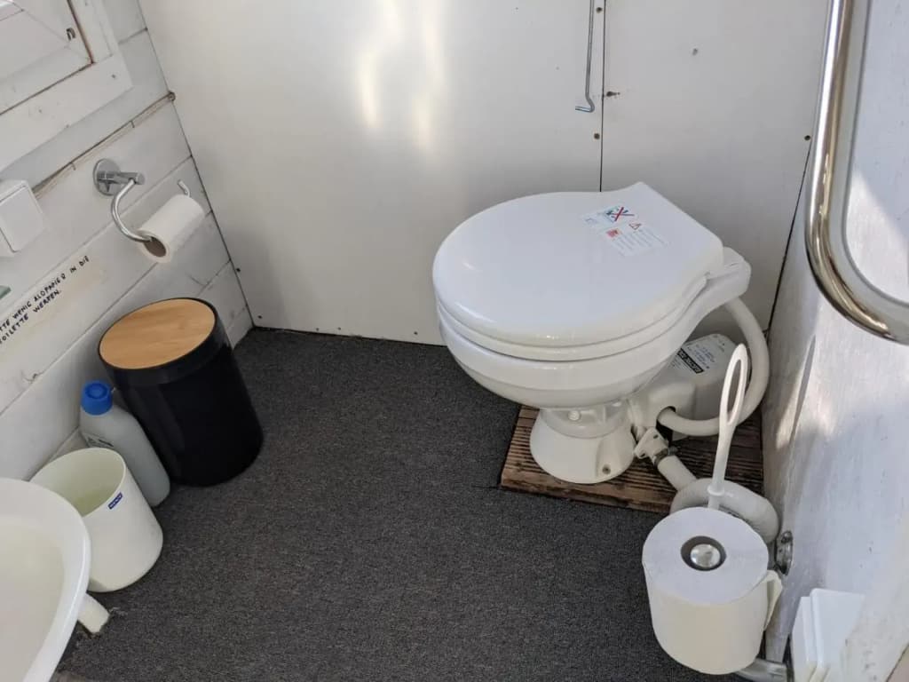 Gemütliches Hausboot mit Kamin in Berlin - photo 6