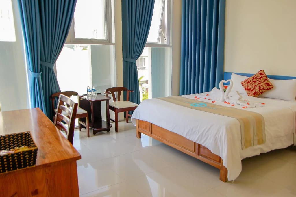 Blue Beach Hotel - photo 4