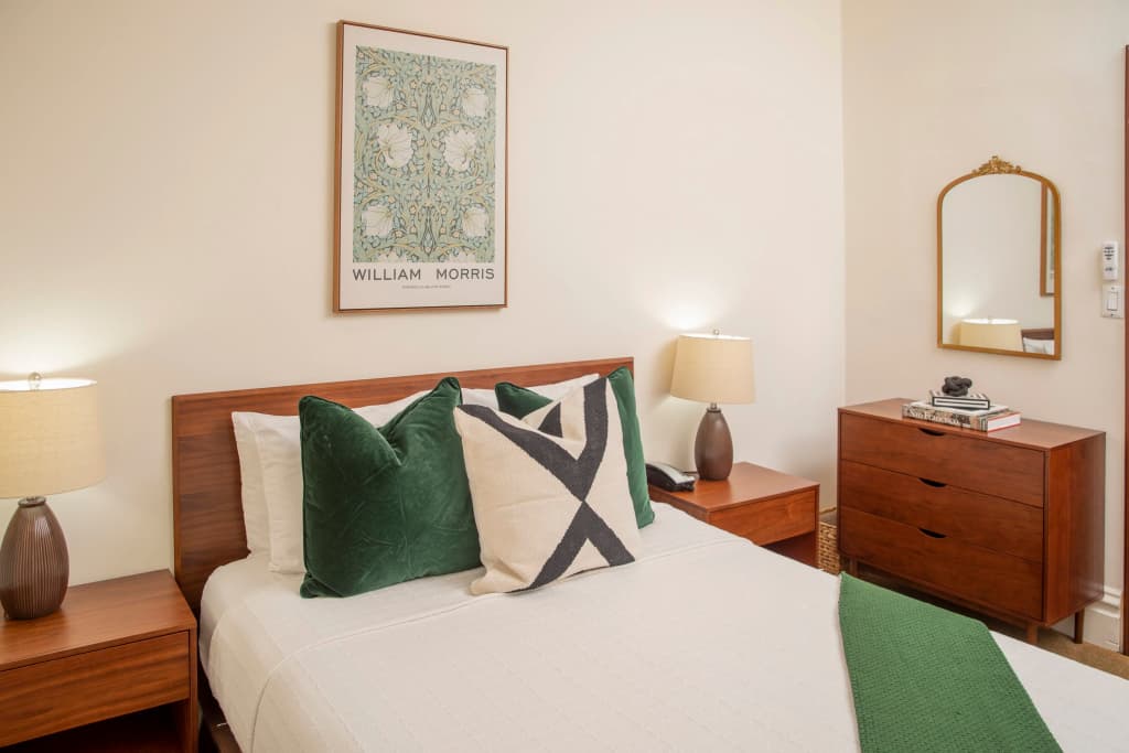 Washington Square Inn - photo 5