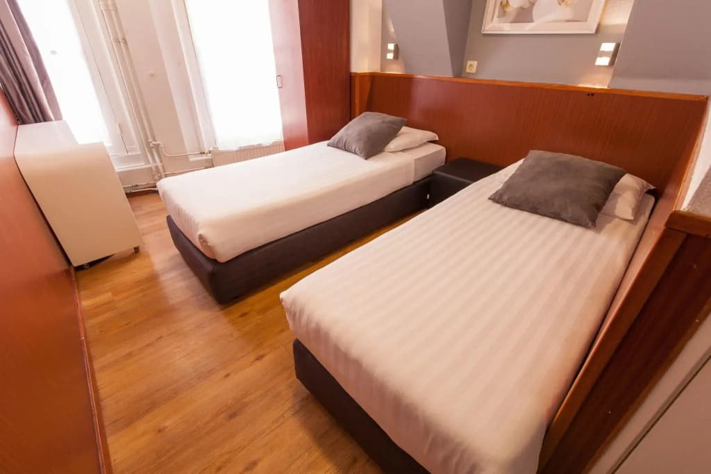 Travel Hotel Amsterdam - photo 37