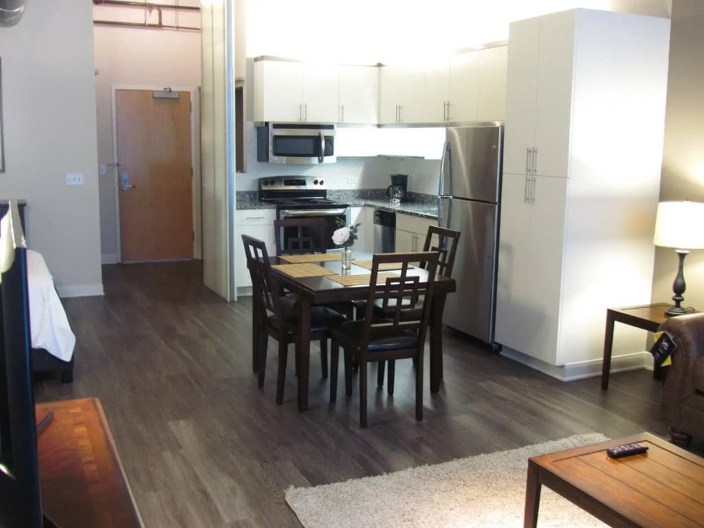 Luxury Loft Next to Staples Center - photo 18
