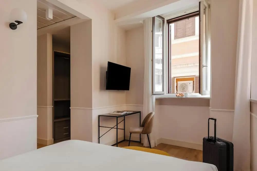 Sonder by Marriott Bonvoy Antinoo Apartments Piazza del Parlamento - photo 16