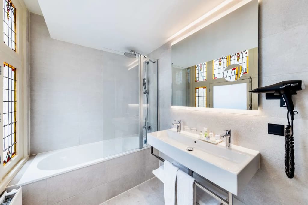 NH Amsterdam Schiller - photo 10