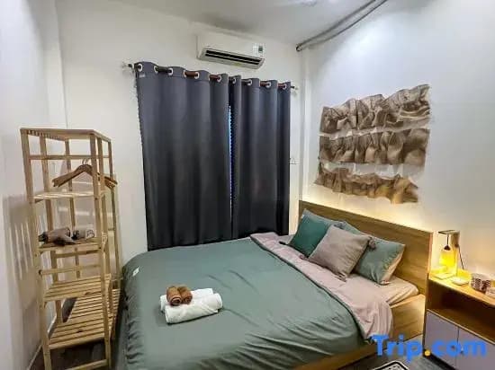 Small Private house in Bui Vien Walking Street - photo 2