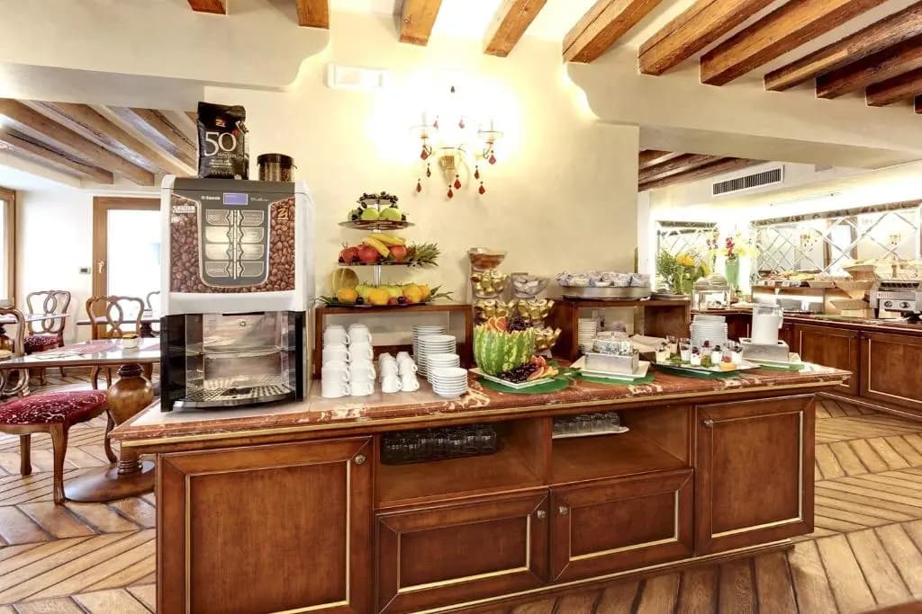 Hotel Casanova Venezia - photo 22