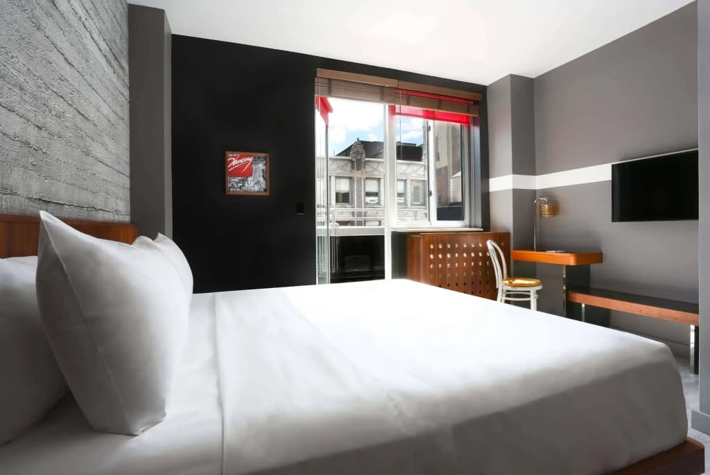Henri Hotel  - photo 3
