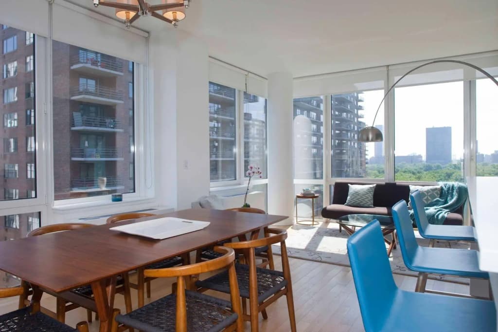 Central Park View Apartments - photo 6