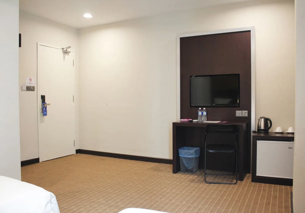 Orkid Inn Mahkota Cheras - photo 3