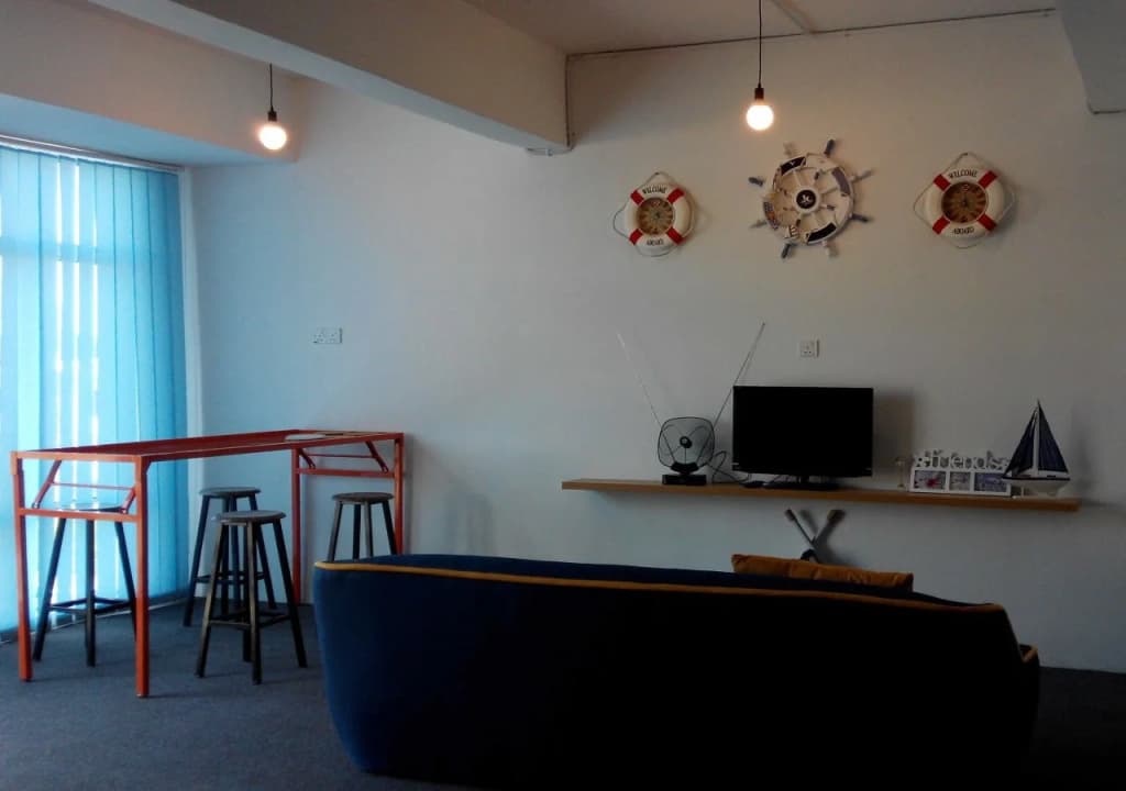 Roof Talk Theme Hostel - photo 5