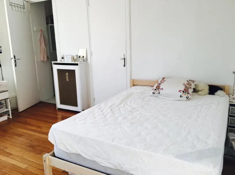 Best located flat in Saint-Germain-des-Prés - photo 2