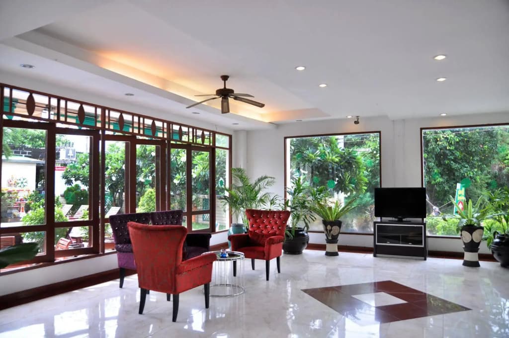 JP Villa Hotel - photo 19