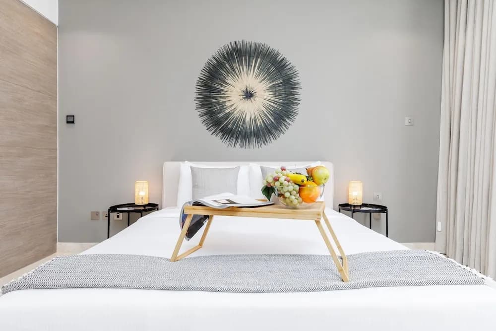 Maison Privee - Classy Urban Retreat w/ Amazing Dubai Canal Views - photo 2