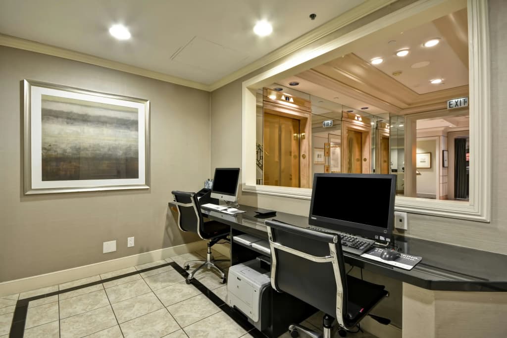 Hilton Checkers Los Angeles - photo 6