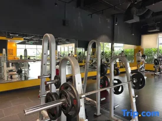 Lang Retreat Apartment - Resort Pool & Elite Gym - photo 1
