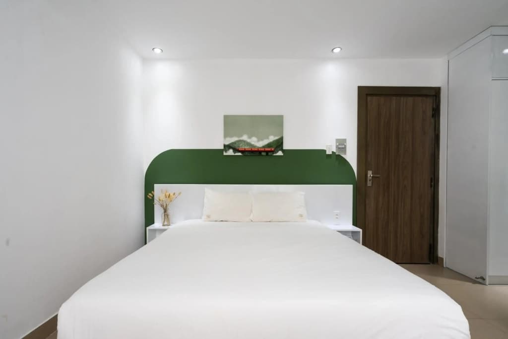 The Arrivals Homes Distrist 3- Studio 1 bed - photo 3