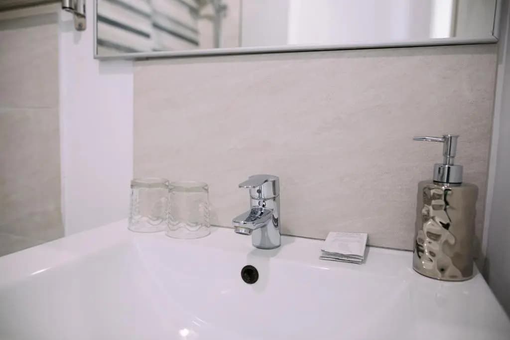 Hostal Eixample - photo 7