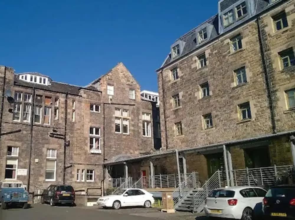 Pillars House - photo 1