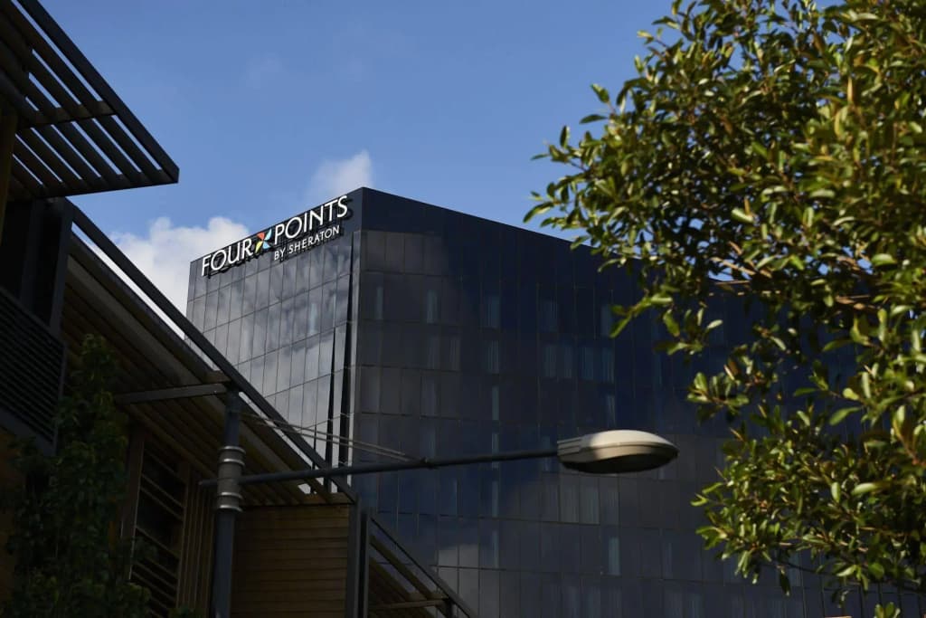 Vibe Hotel Melbourne Docklands - photo 1
