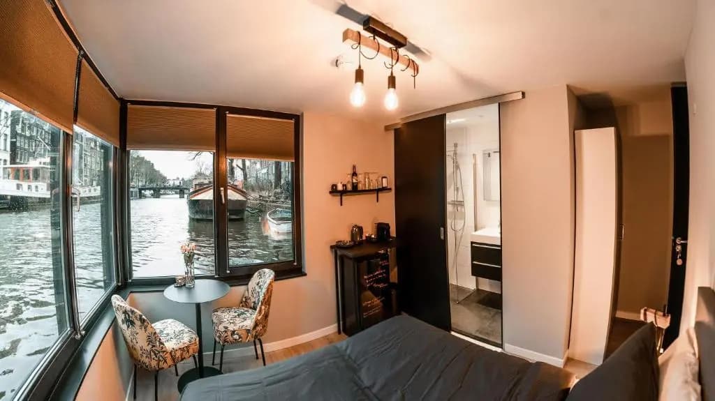 2 Houseboat Suites Amsterdam Prinsengracht - photo 6