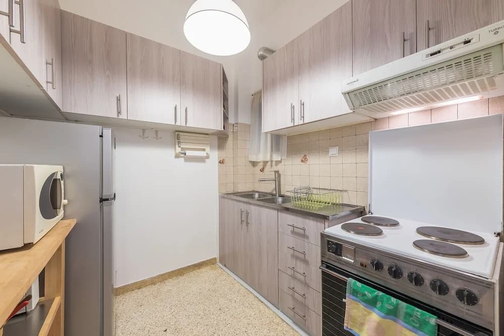 Relaxing Koukaki Apartment by CloudKeys - photo 17