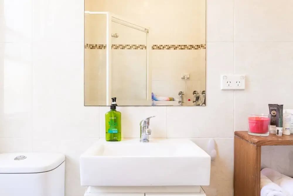 Bright Bondi Beach Pad - photo 6