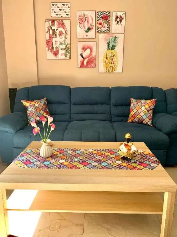 Lovely 2-Bedroom Condo in Compound w Jacuzzi Garden View Wi-Fi, Netflix - photo 11