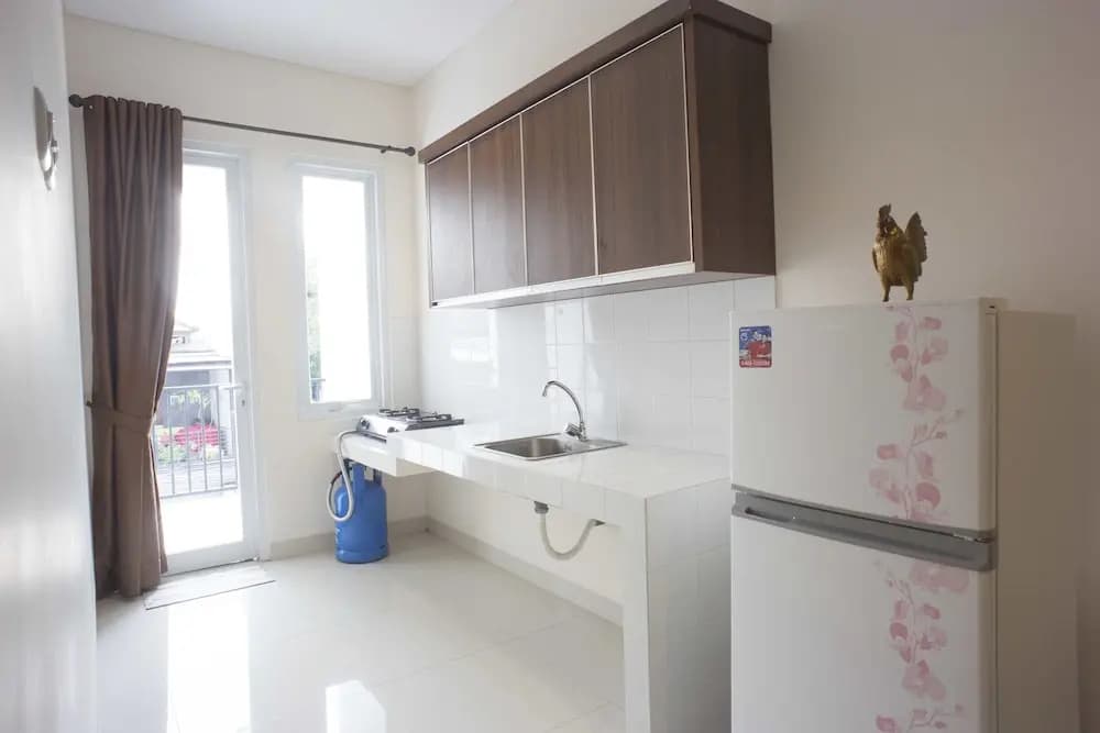 Anggrek Residence by ReDdoorz - photo 5