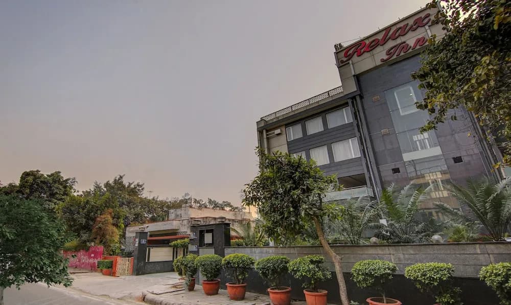 Treebo Premium Relax Inn Patel Nagar - photo 1