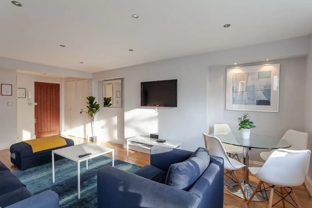 3 Bedrooms Apartment Central London - photo 3