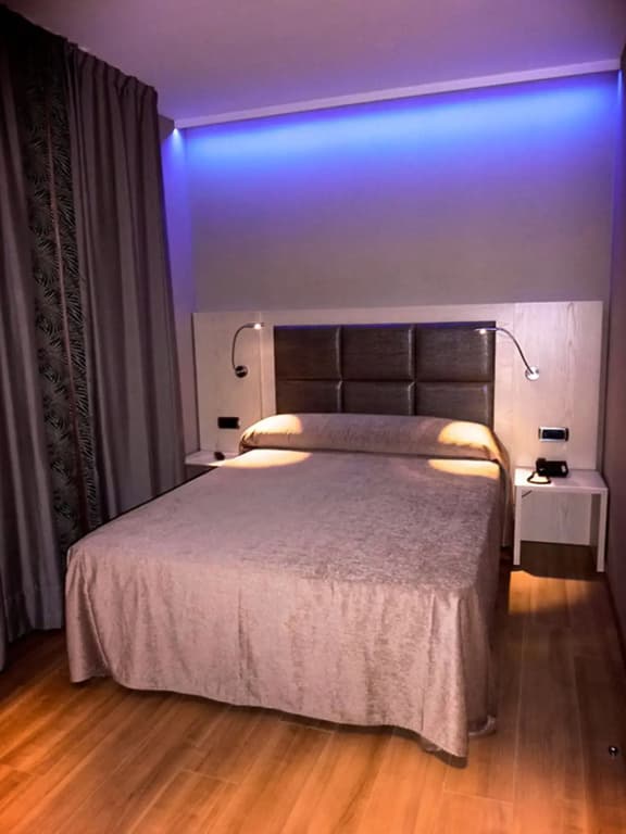Hotel Barcelona House - photo 12