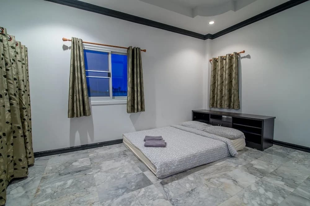 Baan Lake Hill Party Pool Villa - main photo