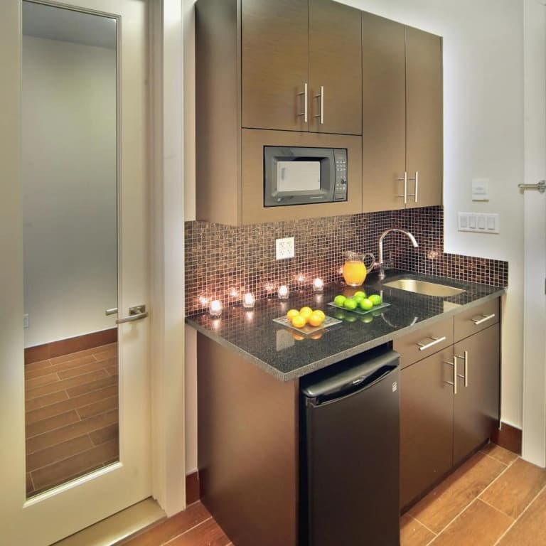 Aura Hotel Brooklyn - photo 21