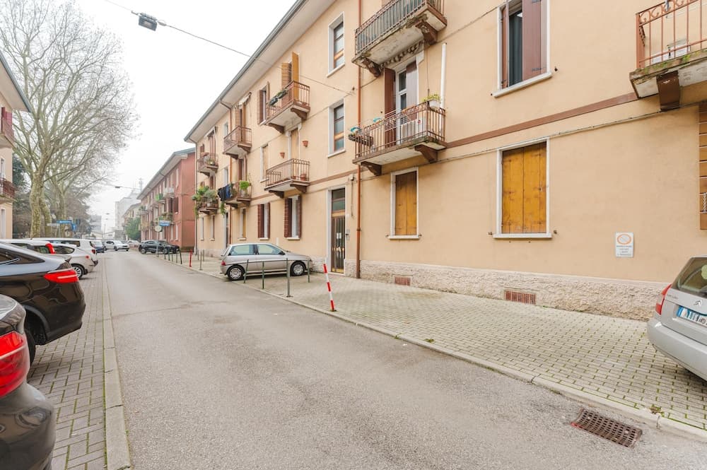 Elisa's Flat - 5 min from Train Station - photo 14