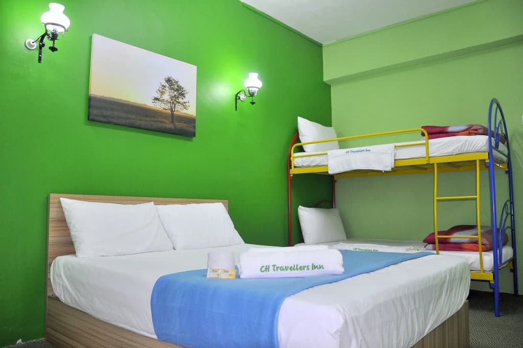 CH Travellers Inn - photo 4