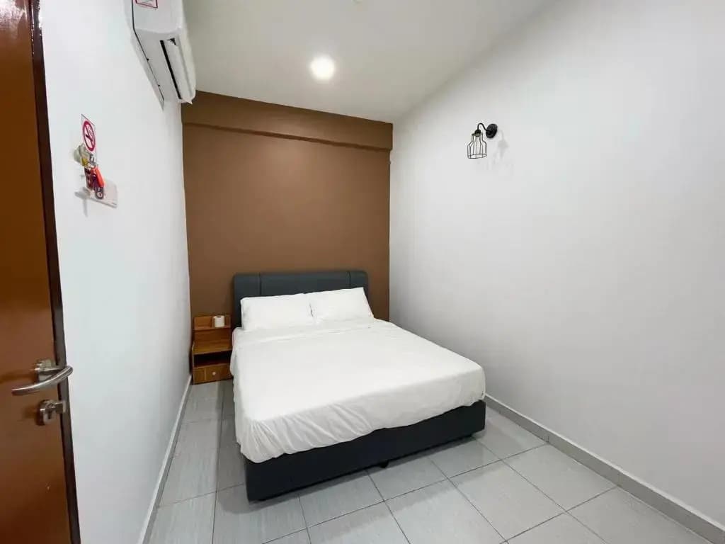 Gemilang Hotel - photo 3
