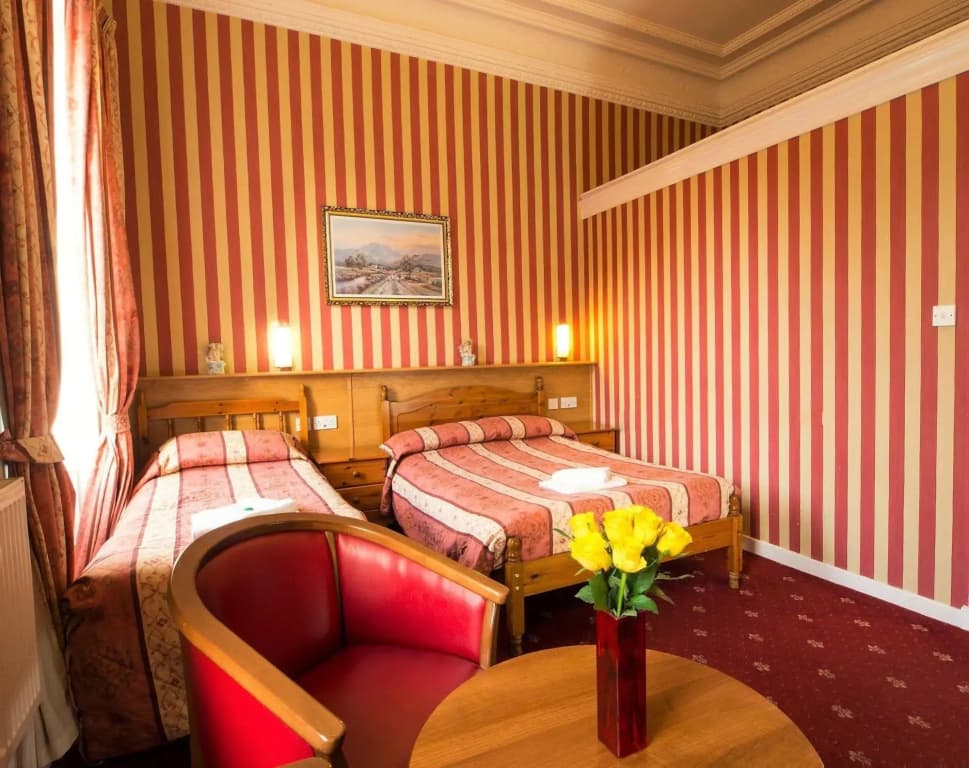 Cumberland Hotel - photo 1