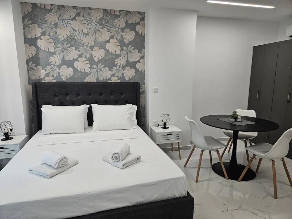 Nikis 20 Suites - photo 22